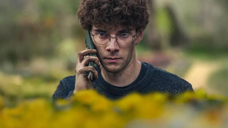 Imagine inspirată din serialul Gradinarul disponibil pe Netflix